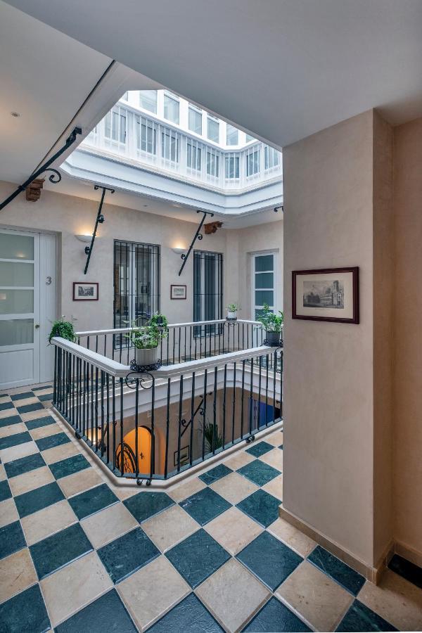 Gadir Suites 加的斯 外观 照片